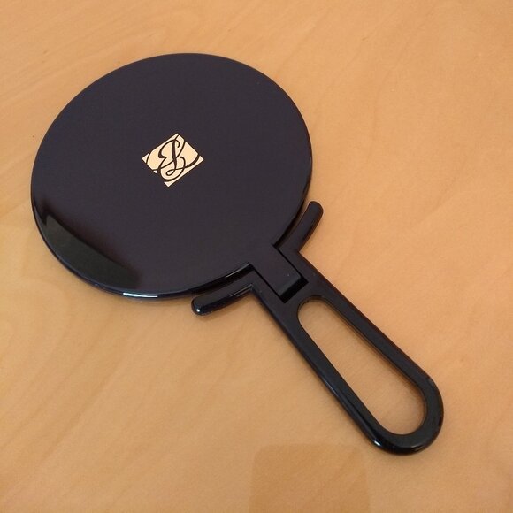 New Estee Lauder Makeup with New Bag. - Picture 7 of 9